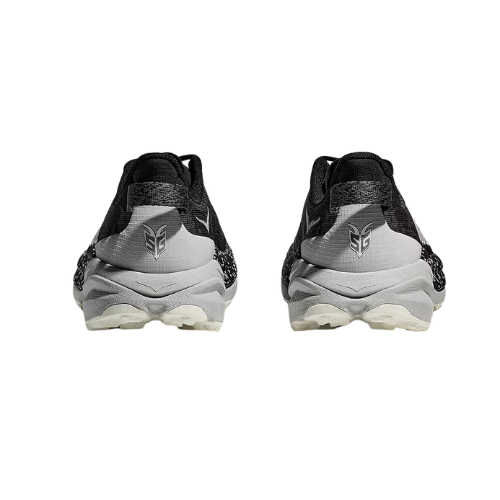 SPEEDGOAT 6 - נעלי ספורט לגברים ספידגוט 6 בצבע שחור/כוכב