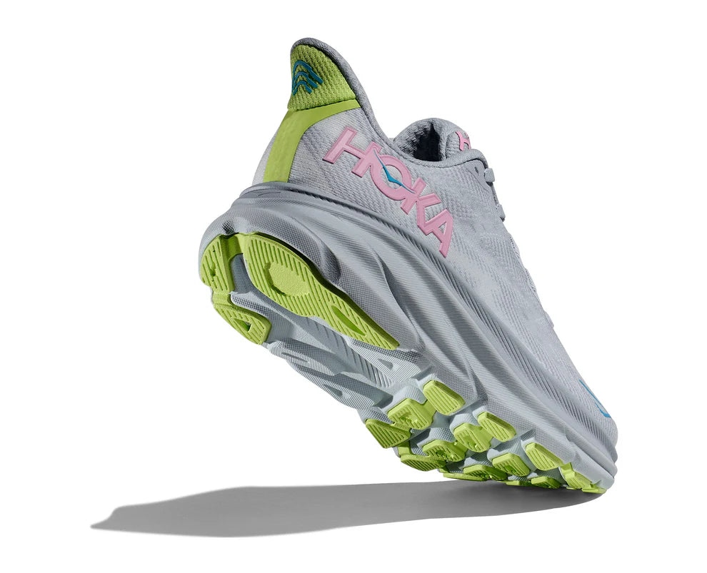 נעלי ריצה נשים דגם W CLIFTON 9 WIDE HOKA