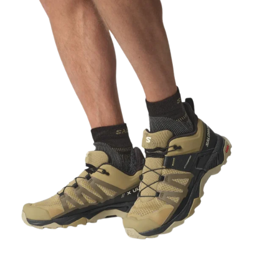 נעלי טיולים לגברים דגם X Ultra 4 SALOMON בצבע חול