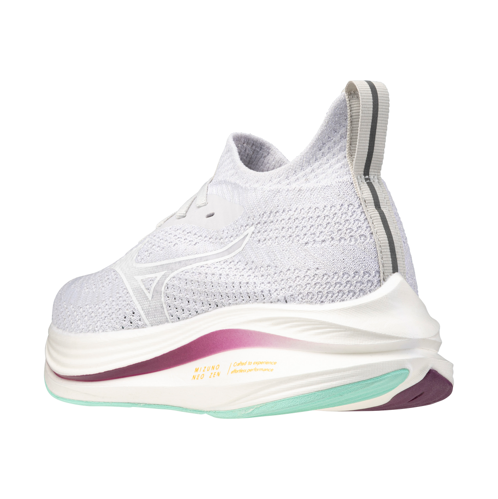 נעלי ריצה נשים דגם MIZUNO NEO ZEN