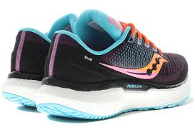 נעלי ריצה לנשים דגם Triumph 18 Saucony